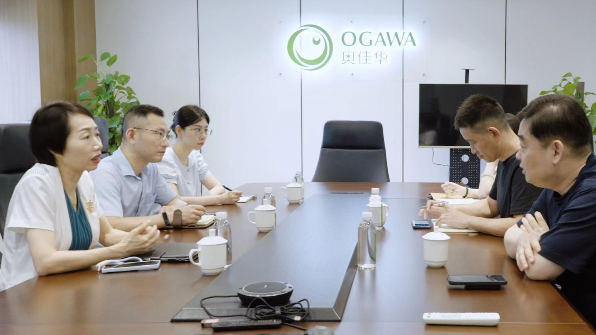 李桦院长走访省人大代表并开展座谈